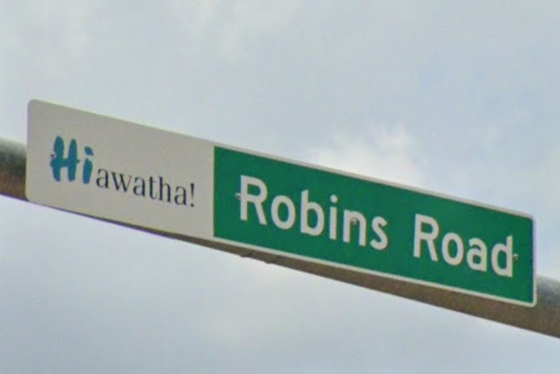 Hiawatha, IA street sign