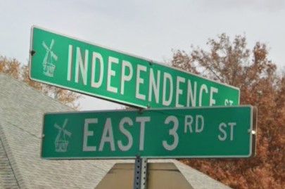 Pella, IA street sign