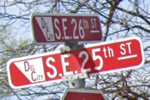 Del City, OK street sign