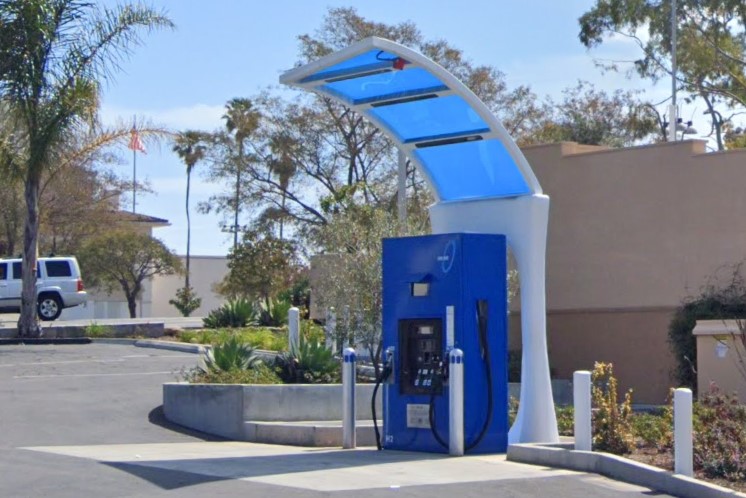 Hydrogen fueling stations